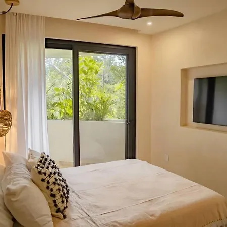 Departamento Privado Aldea Zama