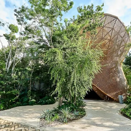 Aflora Luna 221 Tulum