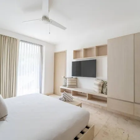 Apartment Hunab Kah Serene Rooftop Pool