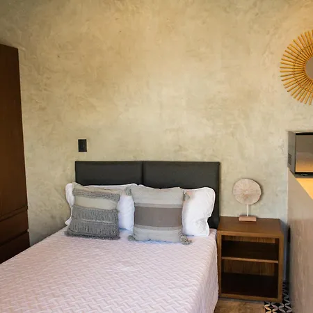 Guest house Estudios Lool Village 4*