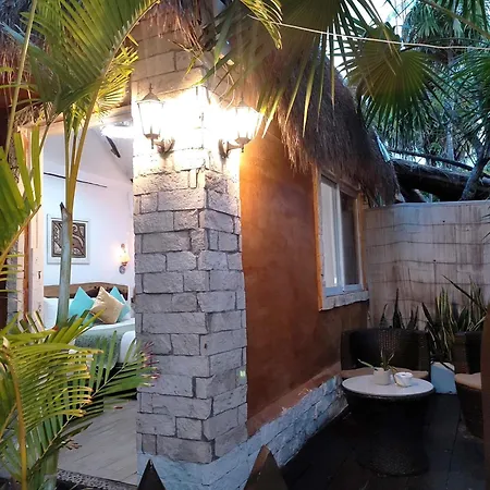 Estrellas - Located At The Party Zone 4* Tulum