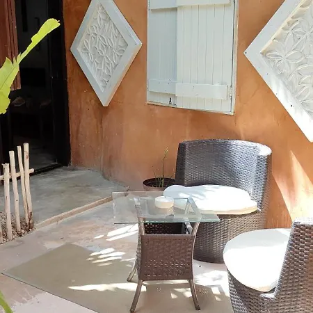 Hotel Estrellas - Located At The Party Zone 4*