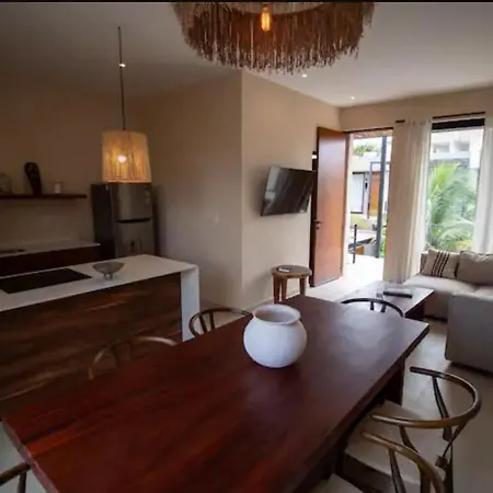 Toh - 2 Bedroom - Fiber Wifi Apartment *