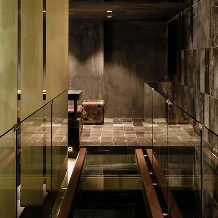 Barneys New York Luxury Gold * Tulum