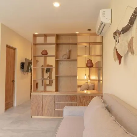 Cozy - - La Veleta X07 *