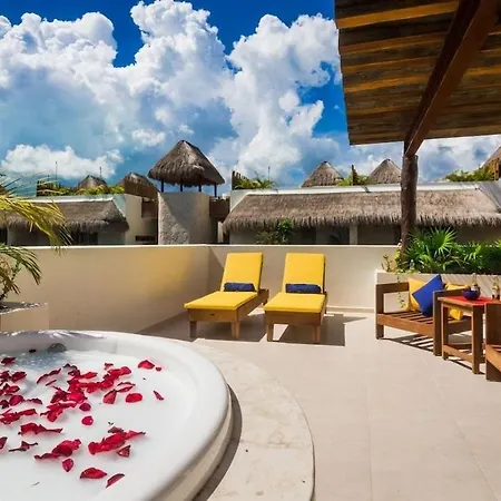 Holiday home Jungle Paradise Ph W/ Private Terrace & 2 Jacuzzis