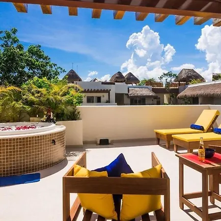 Jungle Paradise Ph W/ Private Terrace & 2 Jacuzzis Holiday home Tulum