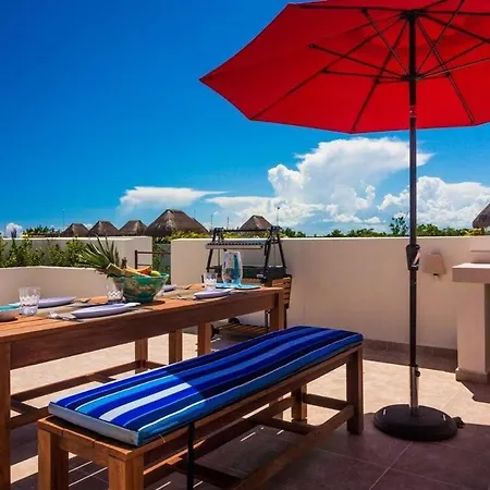 Holiday home Jungle Paradise Ph W/ Private Terrace & 2 Jacuzzis *