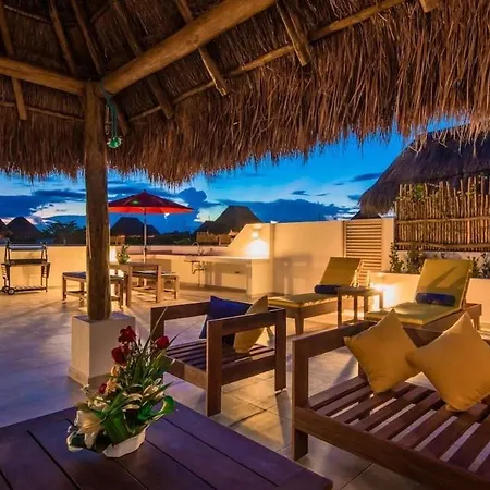 Holiday home Jungle Paradise Ph W/ Private Terrace & 2 Jacuzzis *
