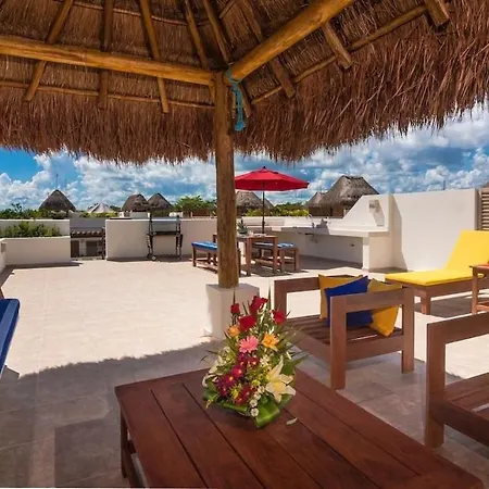 Holiday home Jungle Paradise Ph W/ Private Terrace & 2 Jacuzzis