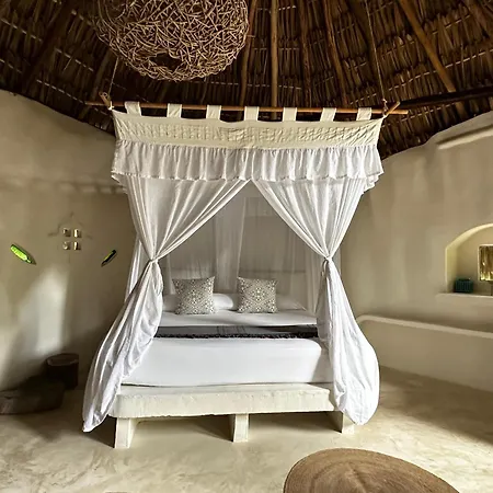 Hotel Luv 3*