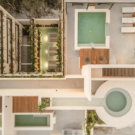 Deluxe 2-story Penthouse Pool & Bbq Rooftop Apartment Tulum
