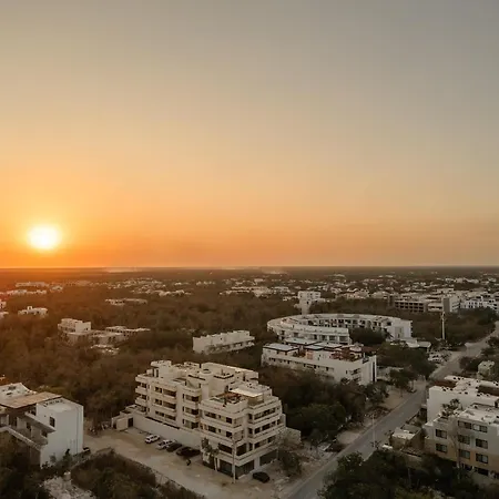 Deluxe 2-story Penthouse Pool & Bbq Rooftop Tulum