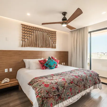 Deluxe 2-story Penthouse Pool & Bbq Rooftop