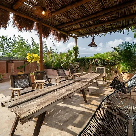 Casa Coyote Hotel 3*