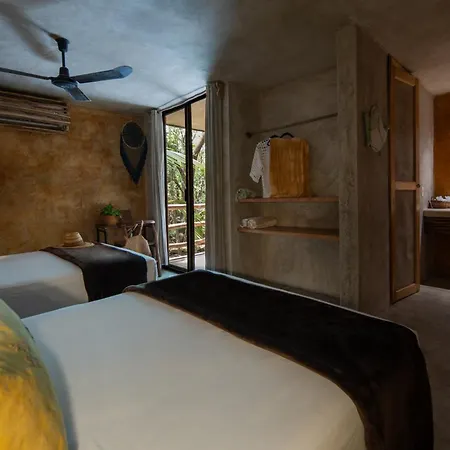 Hotel Casa Coyote