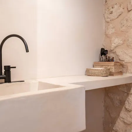 Apartment Coco - Elegant With Rooftop With Pool And Club Access