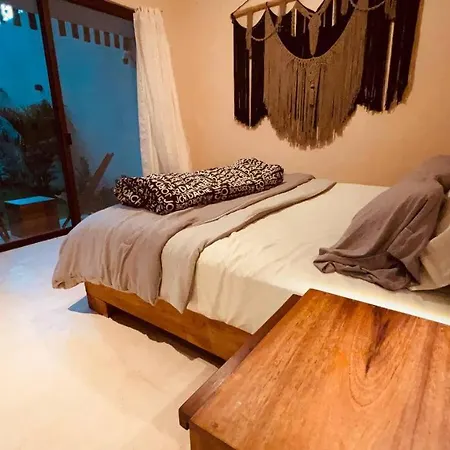 Apartment 1 Bedroom In La Veleta With Private Pool And Garden