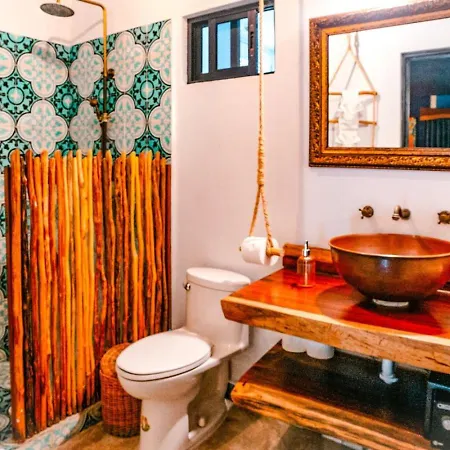 Elegance And Tranquility Awaits For You In Apartment