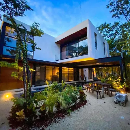 Casa Kefi- Award Winning - Jungle Paradise Holiday home Tulum