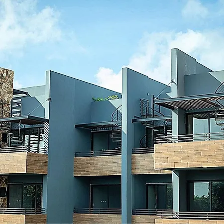Paramar Black Luxury Aldea Zama