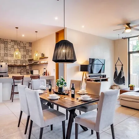 6br Retreat, 2 Pools, Sleeps 16, Aldea Zama Tulum