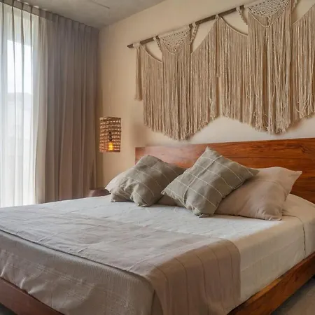2 Bedroom Ph At Veleta With Pool Apartment *