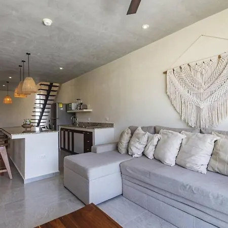 2 Bedroom Ph At Veleta With Pool Apartment *