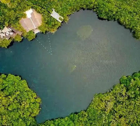 Luxury tent Casa Borush Glamping Fruit & Cenote Experience *