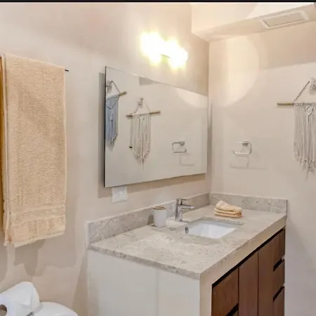 Apartment Center Family Double Four Guest With Free Parking Pool Ac Kitchenette Near *