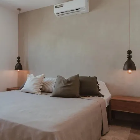 2 Beds Gym And Pool