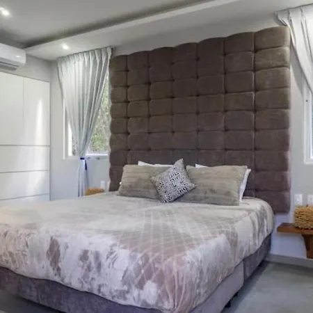 Villa Tulum, 6 Bedrooms In Paradise *