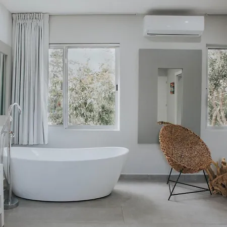 Villa Tulum, 6 Bedrooms In Paradise *