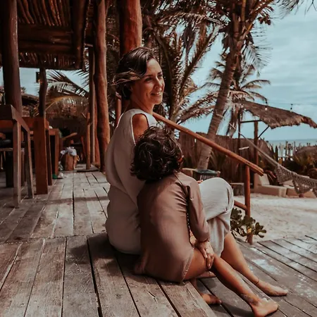Hotel Niken Beachfront 4*