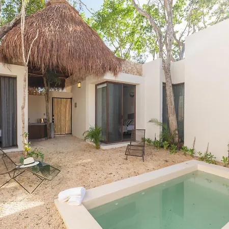 Zenda - Luxury Private 4*