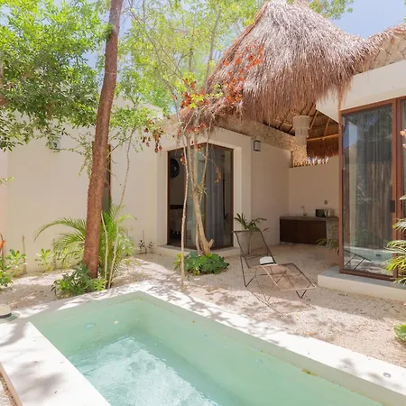 Zenda - Luxury Private Hotel 4*