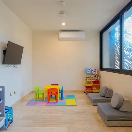 Luxury Lock Off In Apartamento Tulum