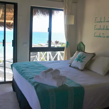 Hotel Punta Piedra 3*