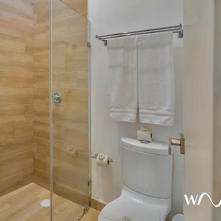 Exclusive 3-bedroom House With A Large Roof Terrace And Private Pool Villa *