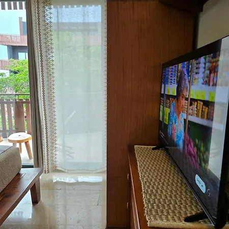 1br - Sea View Rooftop Pools Steps To & Jaguar Park Apartment