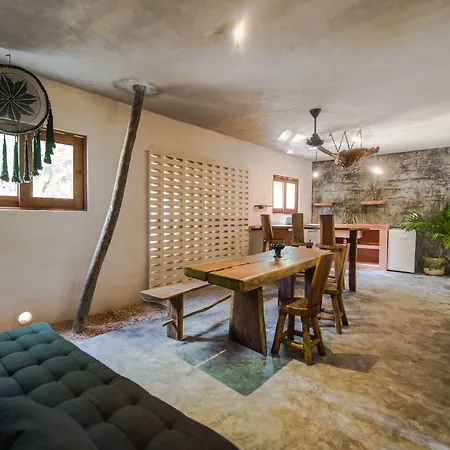 Casa Coyote 3*
