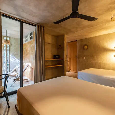 Casa Coyote Hotel 3*