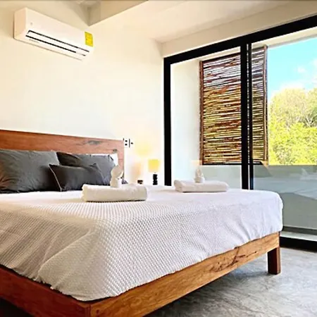 Muyu Hotel 2*