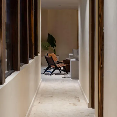 Hotel Unho 4*