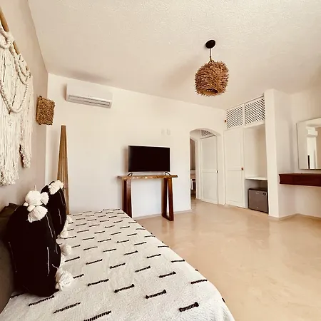 Vr Club Riviera Hotel 4*