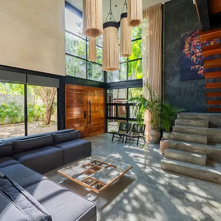 Casa Kefi- Award Winning - Jungle Paradise Holiday home *