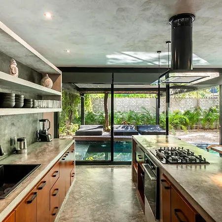 Casa Kefi- Award Winning - Jungle Paradise Holiday home