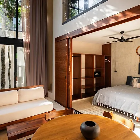 Casa Kefi- Award Winning - Jungle Paradise Holiday home *