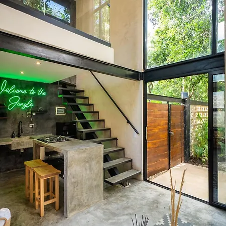 Casa Kefi- Award Winning - Jungle Paradise Holiday home