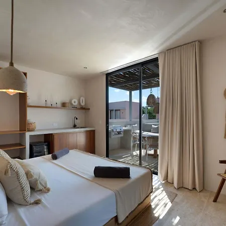 Seremonia 6br Multi-villa Combo With Pool & Jacuzzi Tulum